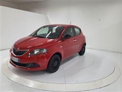 LANCIA YPSILON 1.0 FireFly 5 porte S&S Hybrid Ecochic Silver