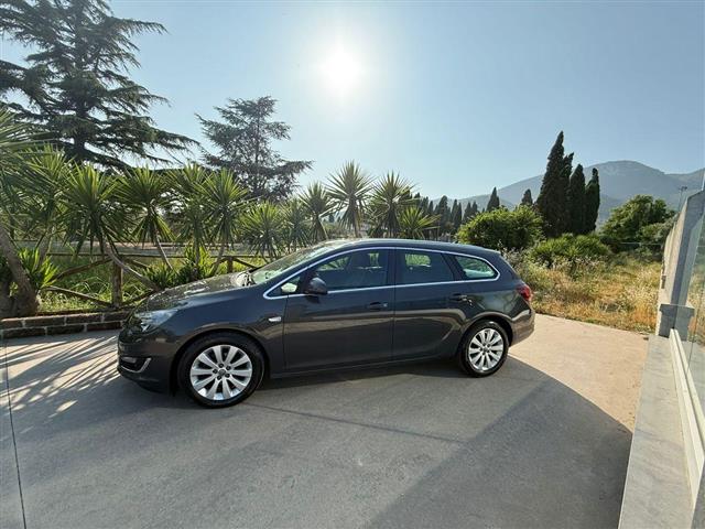 OPEL Astra 1.4 T 140 CV ST GPL Tech Cosmo