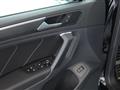 VOLKSWAGEN TIGUAN 2.0 TDI 150 CV DSG SCR R-Line Tetto AHK