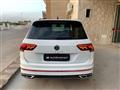 VOLKSWAGEN TIGUAN 2.0 TDI 150 CV SCR DSG R-Line LUCI AMBIENTE