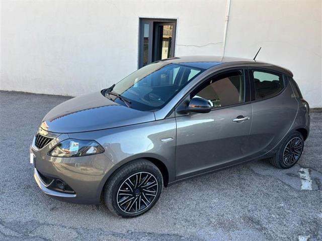 LANCIA Ypsilon 1.0 FireFly 5p. S&S Hybrid Gold