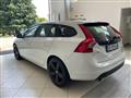 VOLVO V60 (2010) D2 1.6 Powershift Momentum