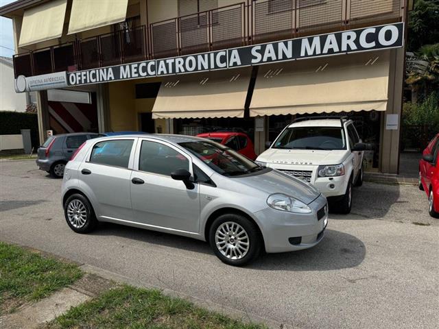 FIAT Punto 1.3 MJT II 75 CV 5p. Street