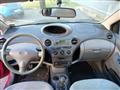 TOYOTA YARIS 1.0i 16V cat 5 porte Sol