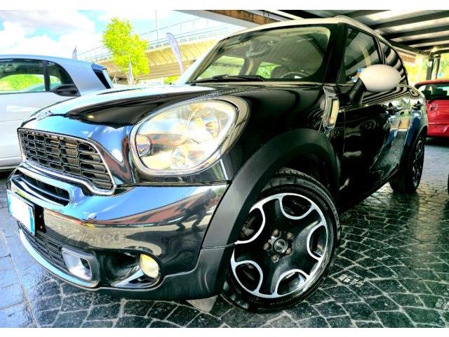 MINI COUNTRYMAN ALL 4 MOTORE NUOVO BLACK NAVI XENO SENSORI!