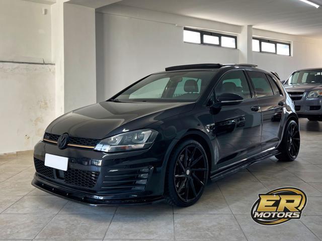 VOLKSWAGEN GOLF 2.0 TDI 184cv DSG Pelle Panoramico 19"