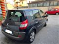 RENAULT SCENIC 1.6 16V Confort Authentique