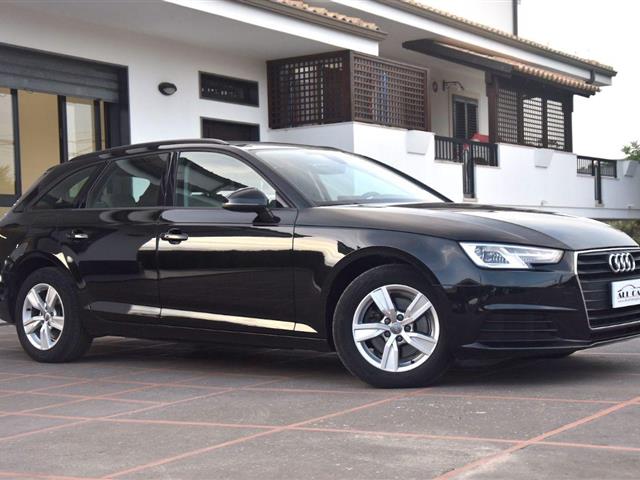 AUDI A4 2.0 TDI 150CV Design