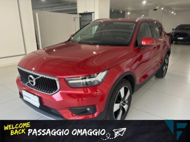 VOLVO XC40 T2 Geartronic Momentum Pro