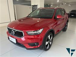 VOLVO XC40 T2 Geartronic Momentum Core