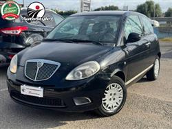 LANCIA YPSILON 1.2 69 CV Unyca