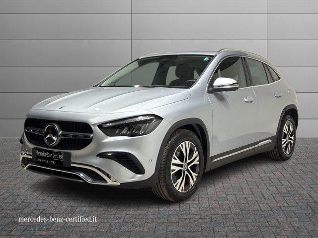 MERCEDES CLASSE GLA d Auto Progressive Advanced Plus Navi