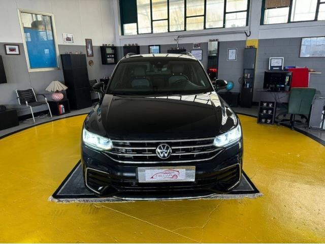 VOLKSWAGEN Tiguan 2.0 tdi R-Line 150cv dsg