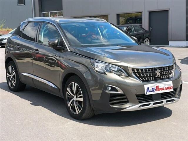 PEUGEOT 3008 BlueHDi 130 S&S Allure