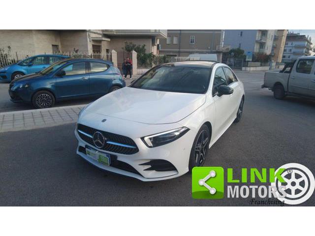 MERCEDES CLASSE A SEDAN Automatic 4p. Premium sedan