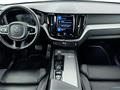 VOLVO XC60 B4 (d) AWD Geartronic R-design