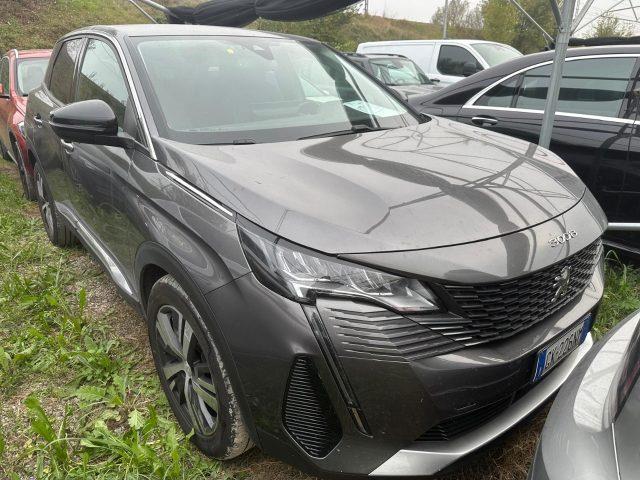 PEUGEOT 3008 BlueHDi 130 S&S EAT8 Allure