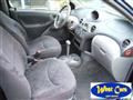 TOYOTA Yaris 16V 3 porte aut. Sol