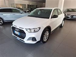 AUDI A1 CITYCARVER A1 citycarver 30 TFSI S tronic