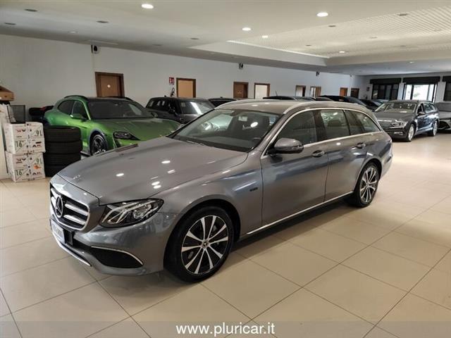 MERCEDES CLASSE E STATION WAGON 300de SW Auto EQ-Power BusinessSport Navi Fari LED