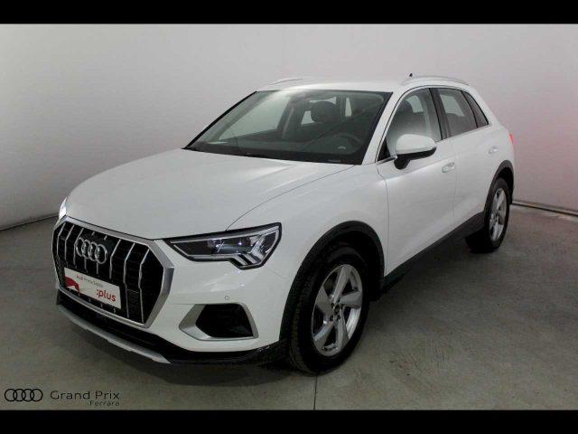 AUDI Q3 35 TDI quattro S tronic Business Advanced