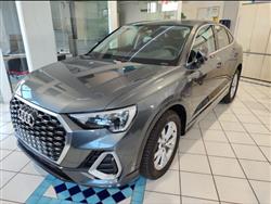 AUDI Q3 35 TDI quattro S tronic S line edition