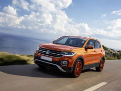 VOLKSWAGEN T-CROSS 1.0 TSI Sport