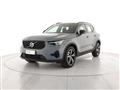 VOLVO XC40 B3 automatico Plus Dark