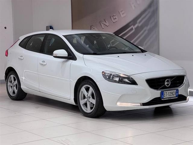 VOLVO V40 D2 1.6 Kinetic