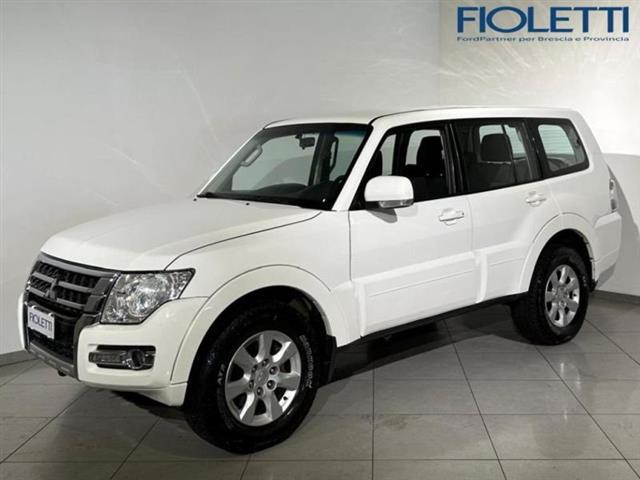 MITSUBISHI PAJERO 3.2 DI-D 16V aut. 5p. Intense DPF