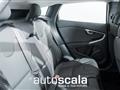 VOLVO V40 CROSS COUNTRY D2 Momentum