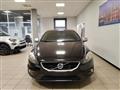 VOLVO V40 D2 R-design Momentum