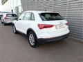 AUDI Q3 35 TDI quattro Business