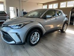 TOYOTA C-HR 1.8 Hybrid E-CVT Business