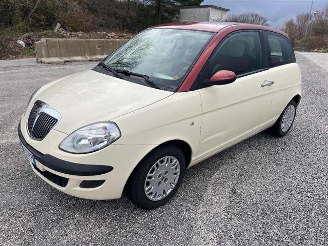 LANCIA Ypsilon Oro