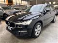 VOLVO XC60 B4 (d) AWD Geartronic Momentum Pro