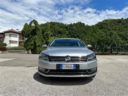 VOLKSWAGEN Passat Variant 2.0 TDI Highline BlueM.Tech.