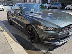 FORD MUSTANG Fastback 2.3 EcoBoost aut.