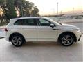 VOLKSWAGEN TIGUAN 2.0 TDI 150 CV SCR DSG R-Line LUCI AMBIENTE