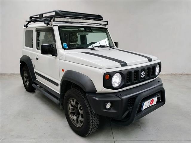 SUZUKI JIMNY 1.5 5MT Top