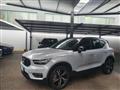 VOLVO XC40 RECHARGE HYBRID T5 Recharge Plug-in Hybrid R-design