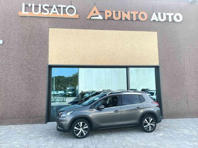 PEUGEOT 2008 (2013) BlueHDi 120 S&S Allure