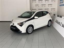 TOYOTA AYGO 1.0 VVT-i 72 CV 5 porte x-play