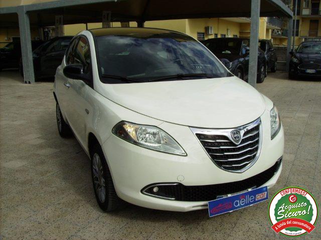 LANCIA YPSILON 0.9 TwinAir 85 CV 5 porte Metano Ecochic Gold