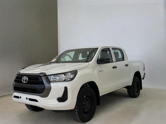 TOYOTA HILUX 2.8 D 4WD 4 porte Double Cab Comfort