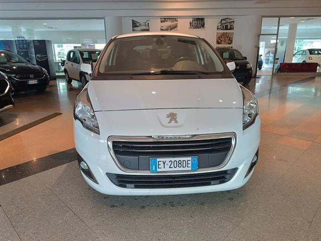 PEUGEOT 5008 1.6 HDi 115CV Active Mix