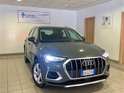 AUDI Q3 35 TDI S tronic Business Advanced