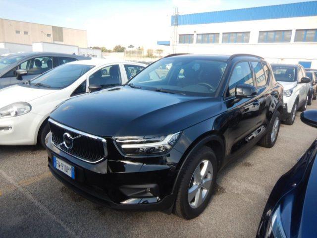 VOLVO XC40 D3 Business *Navi,Sensori,LED*