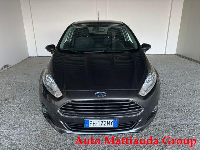 FORD FIESTA 1.5 TDCi 75CV 5 porte Titanium //  NEOPATENTATI