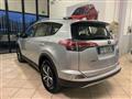 TOYOTA RAV4 2.0 D-4D 2WD Lounge